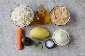 Овощное рагу с картофелем и капустой