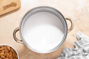 Йогурт из миндального молока